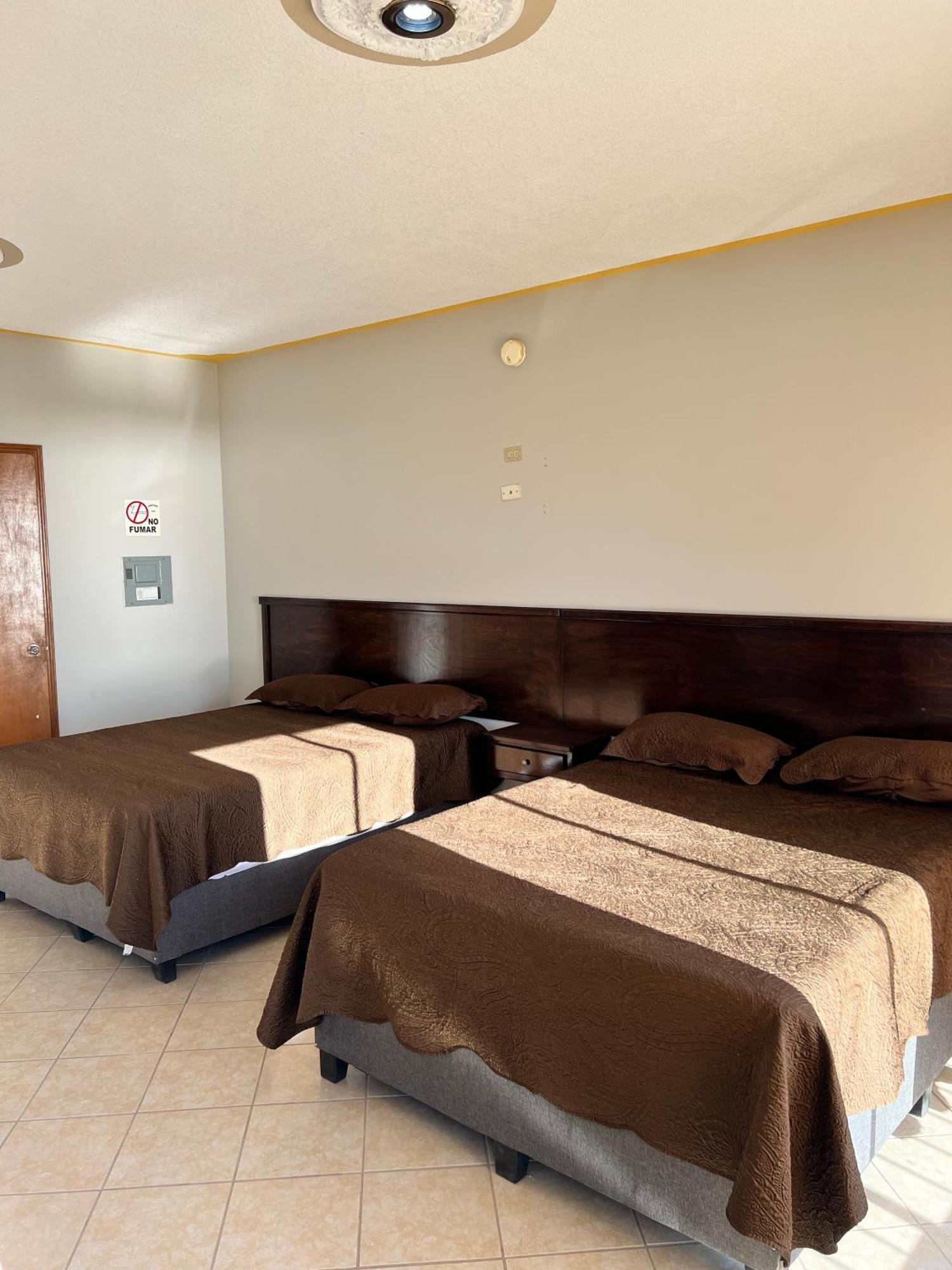 Hotel Los Pinos Inn El Golfo de Santa Clara Eksteriør billede